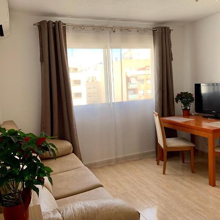 Apartment Torrevieja Exteriör bild