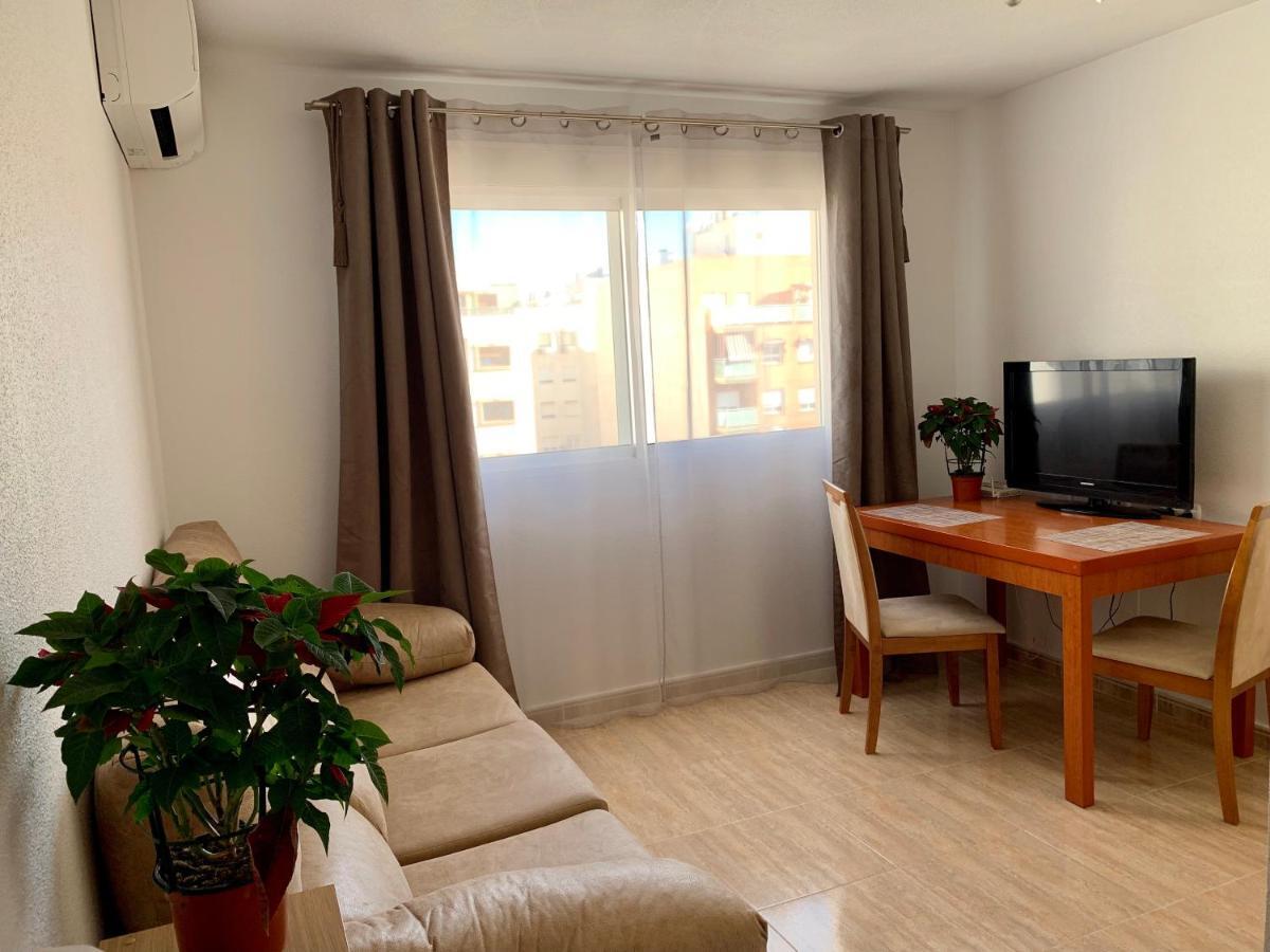 Apartment Torrevieja Exteriör bild